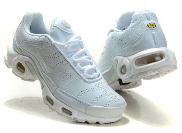 white junior tns